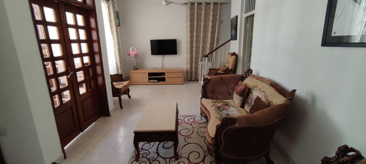 Apartment In Dar Homestay 다르에스살람 외부 사진
